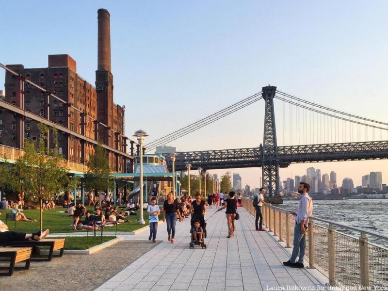 Fawlty Towers In Williamsburg Apartment นิวยอร์ก ภายนอก รูปภาพ