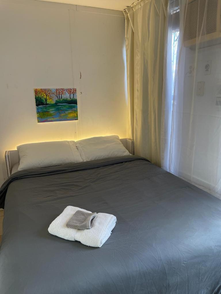 Fawlty Towers In Williamsburg Apartment นิวยอร์ก ภายนอก รูปภาพ